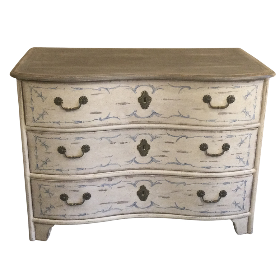 CURVED COMMODE