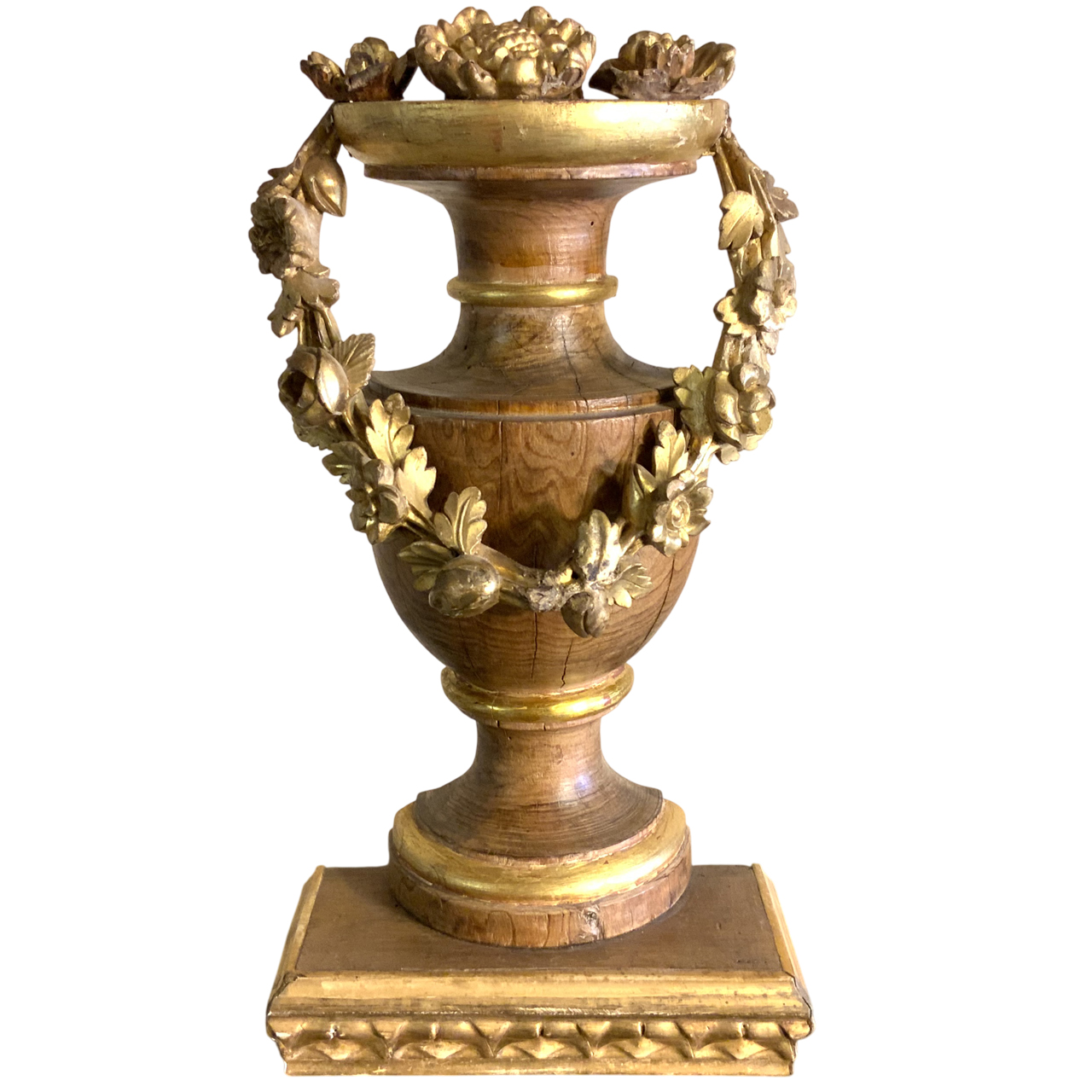 DECORATIVE VASE