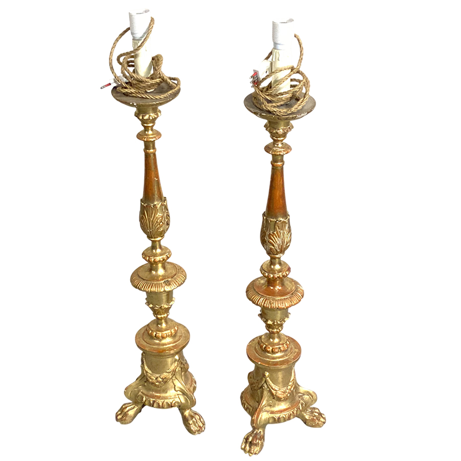 PAIR OF LAMPS