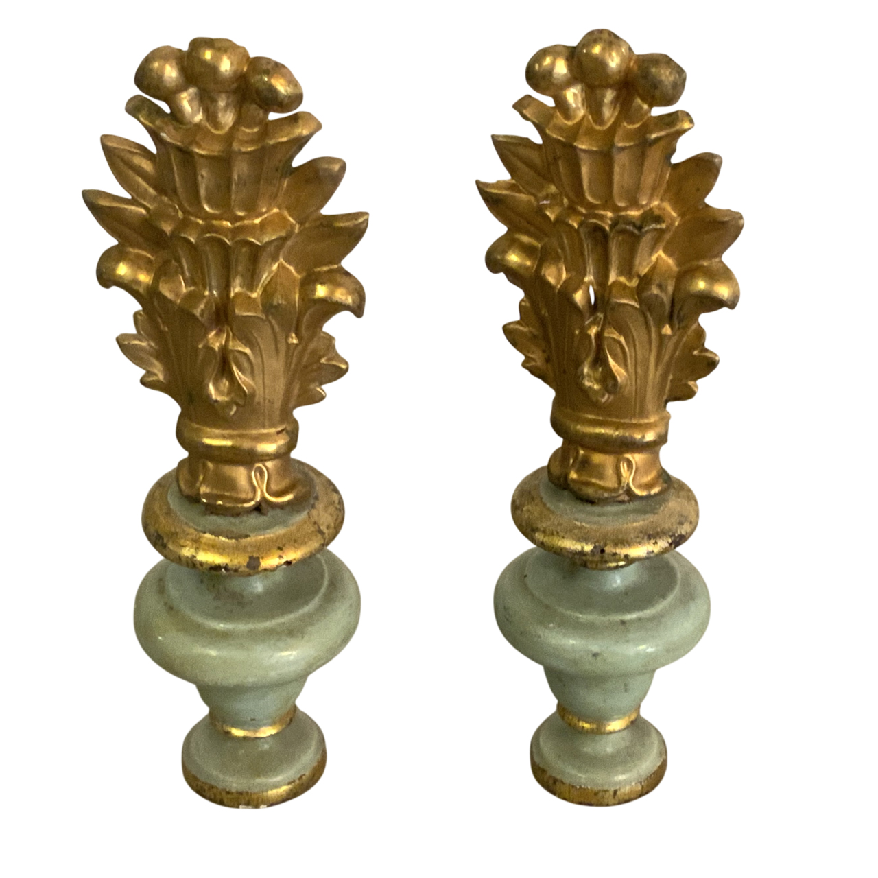 PAIR OF DECORATIVE ORNEMENTS